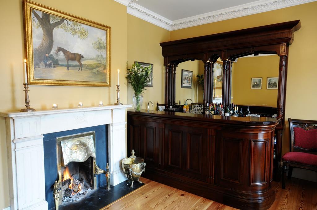 Ashbrook Arms Townhouse And Restaurant Hotel Durrow Buitenkant foto